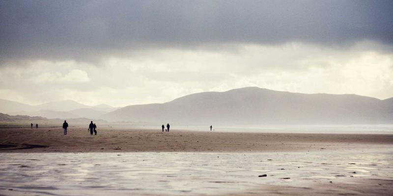 Air Jordan 13 熊猫复刻批次差异与选购建议：从元年到2023版细节全解析