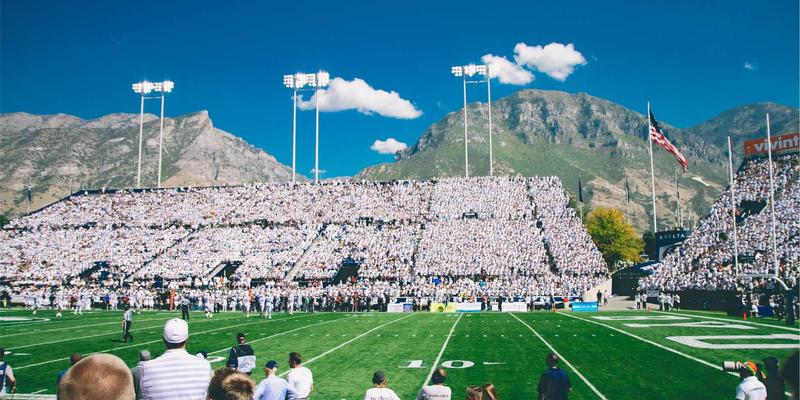 从复刻到革新：Air Jordan如何征服女性市场，重塑球鞋文化