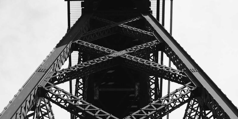 从罚球线到最后一投：Michael Jordan 经典时刻与限量版战靴背后的球鞋文化传奇