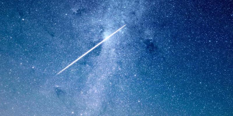 经典复刻与潮流碰撞：Air Jordan 6 红外线配色如何搭配束脚裤